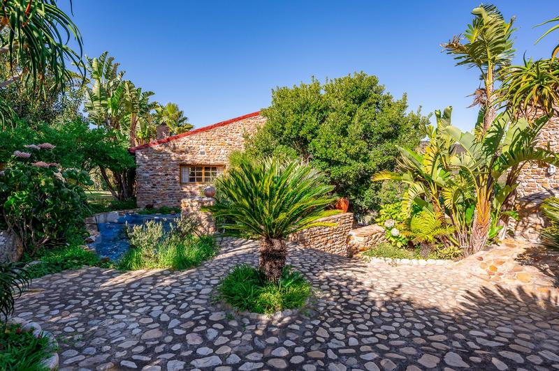 4 Bedroom Property for Sale in Uniondale Rural Western Cape